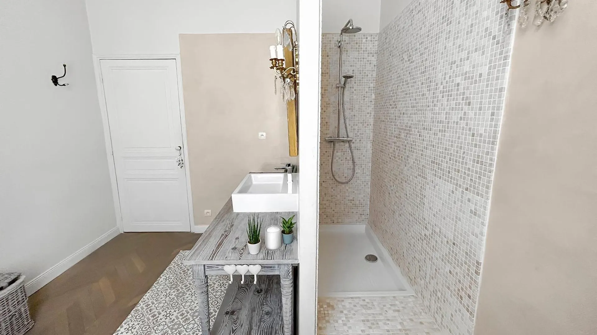 Le Charme Provencal Au Coeur D'Orange Villa Orange  Holiday home Orange (Vaucluse)