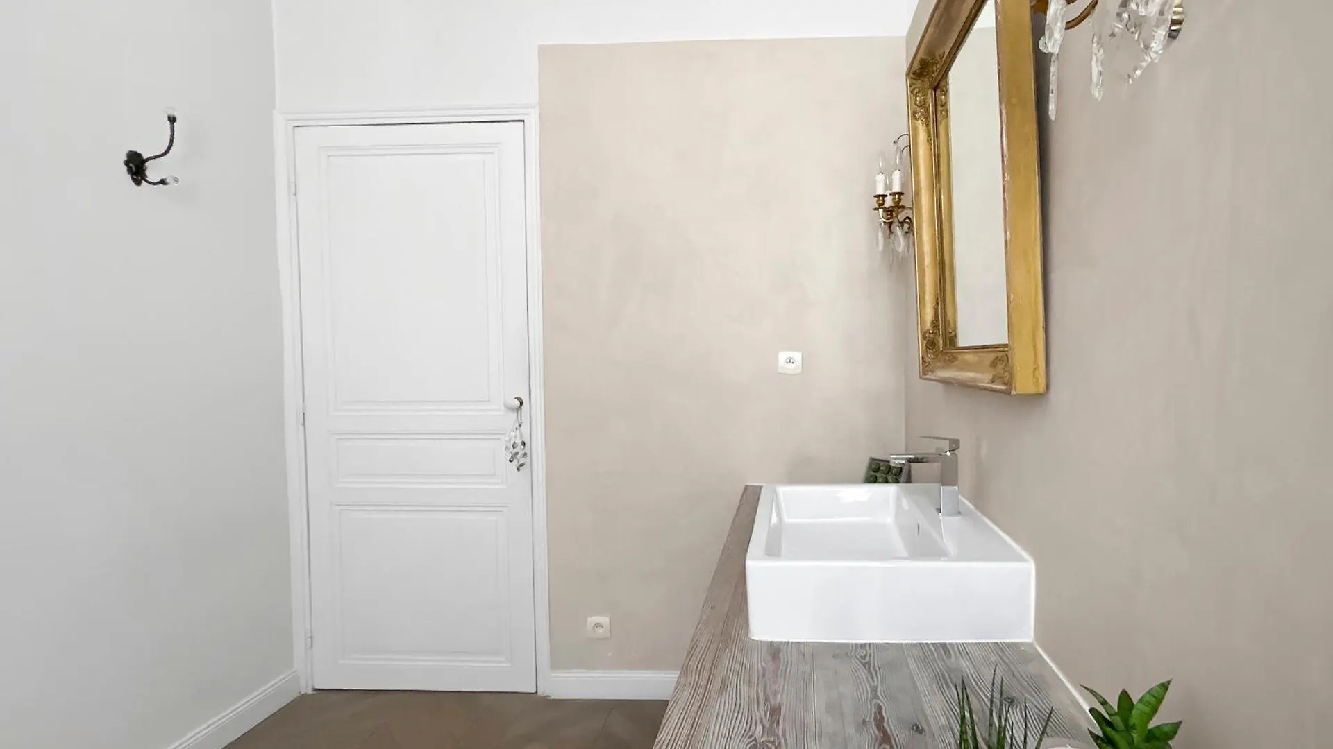 Holiday home Le Charme Provencal Au Coeur D'Orange Villa Orange